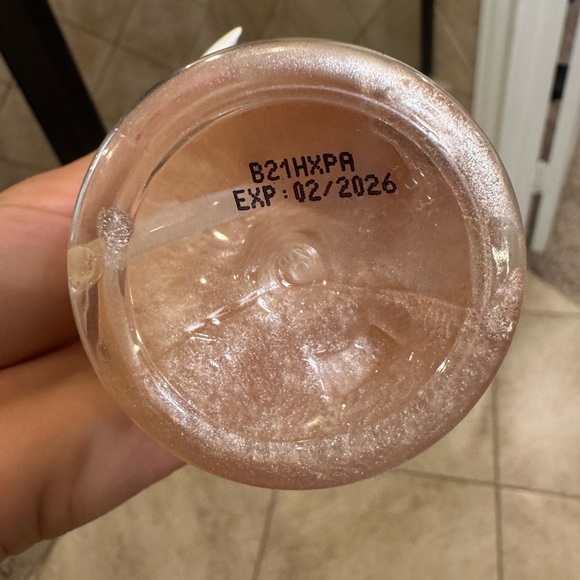 Kopari Gold Suncare Body Mist - Picture 6 of 7